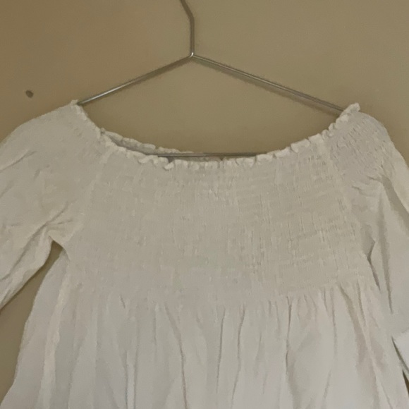 Off Shoulder Blouse - Picture 2 of 2